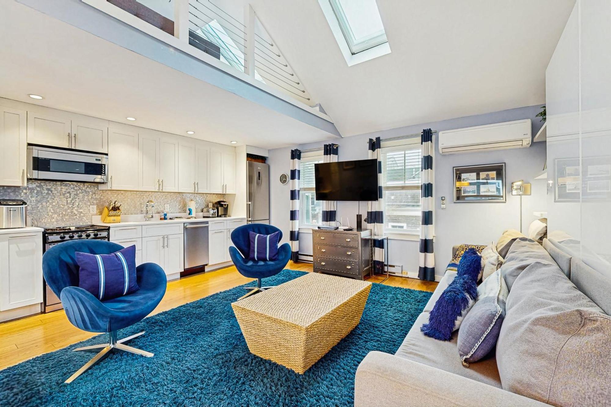 Provincetown Waterfront Studio Экстерьер фото